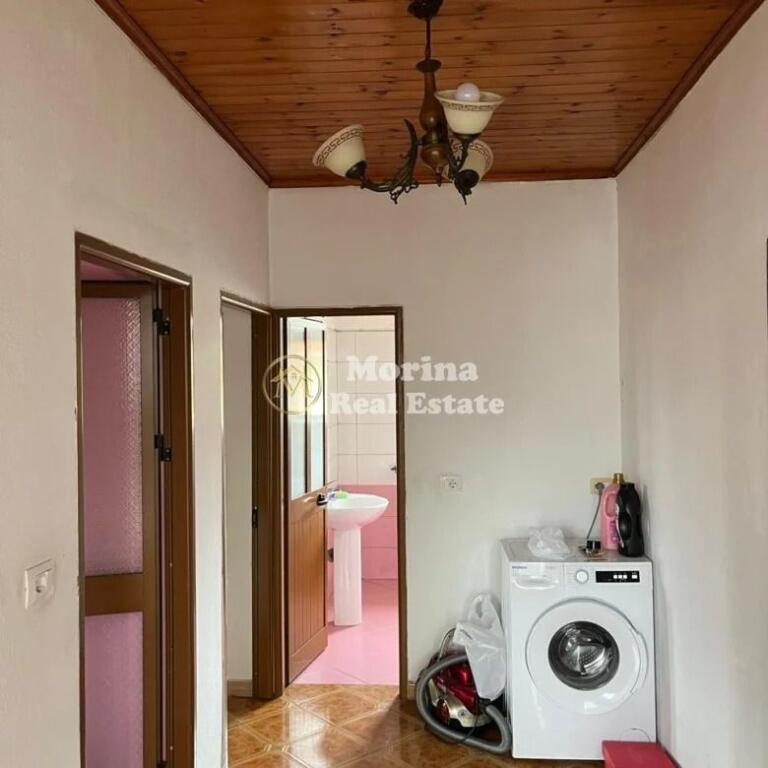 Rent | Private house 3 + 1  | 5 Maji  |  300 €/month