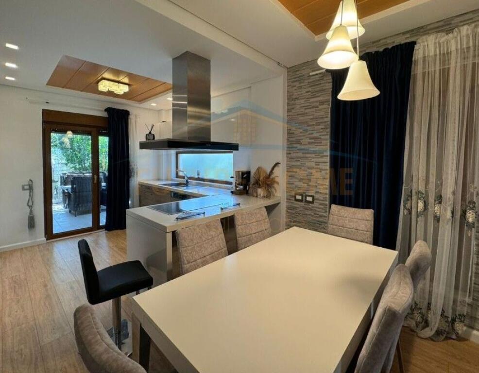 Qira, Vile 3 Katëshe, Teg, Tirane.