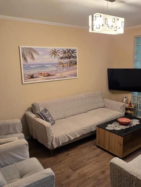 Apartment 2+1 for rent at Shallvaret