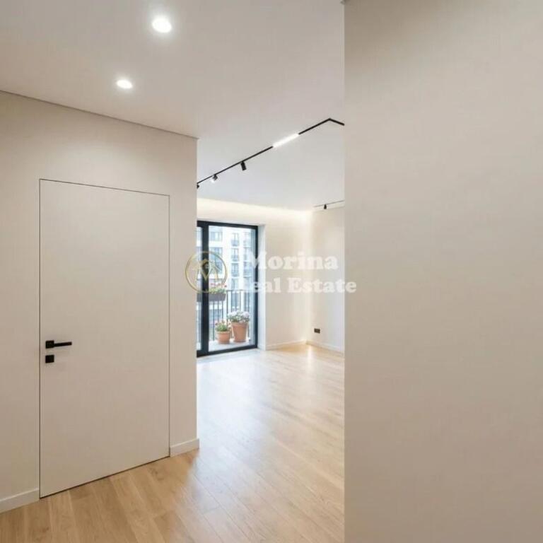 Qera | Ambjent Biznesi | Rruga Liqeni i Thatë | 1500 €/muaj