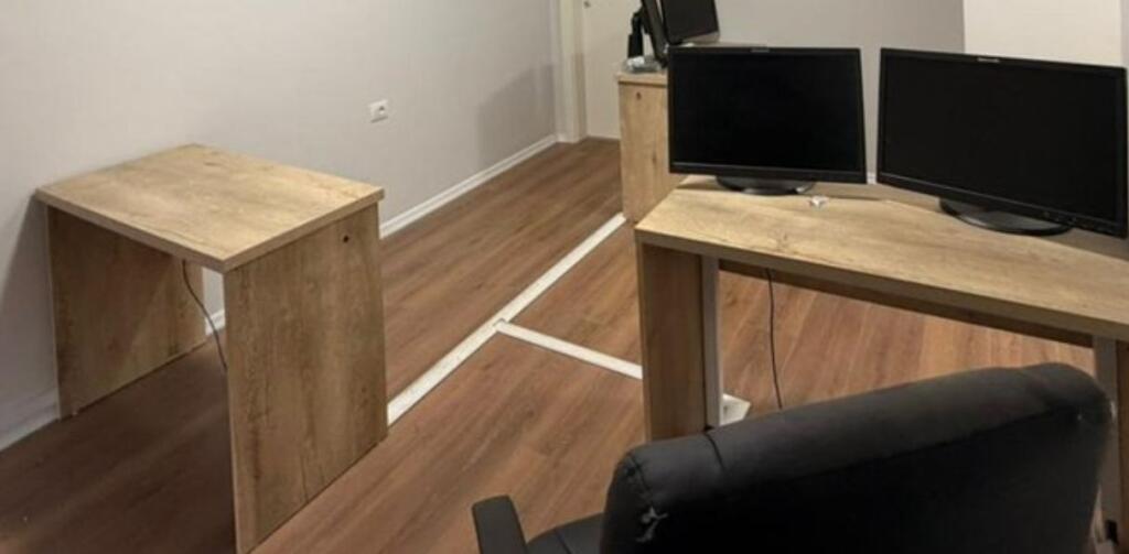 🌟 Jepet me Qira – Ambient për Zyra në Rrugën e Durrësit, Tirane