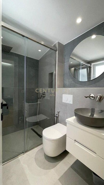 Apartament 3+1+Post Parkimi me qira tek Kopshti Botanik