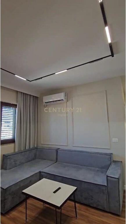 APARTMENT 1+1 FOR SALE NEAR THE PARIS COMMUNE!