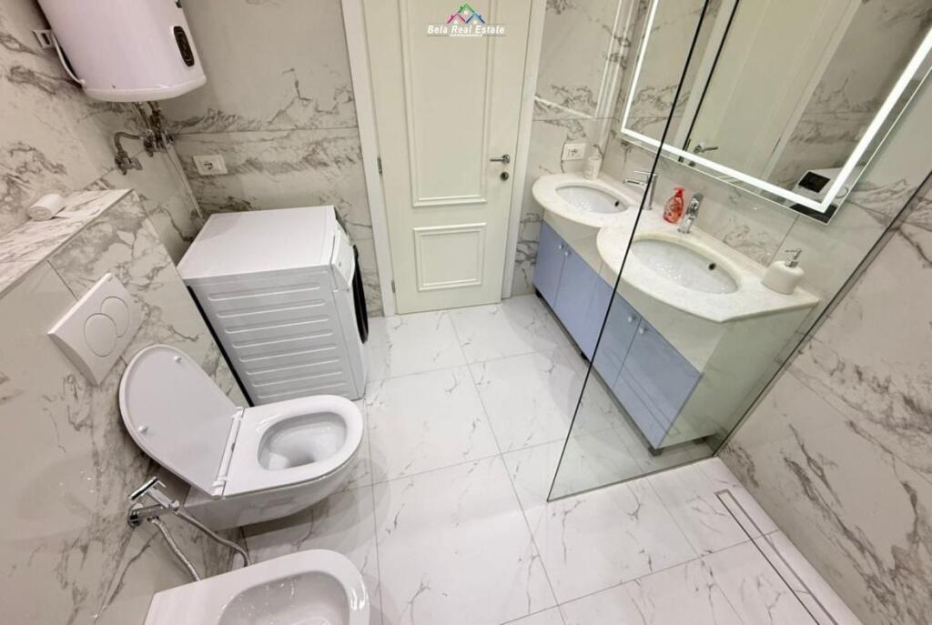 Apartament Me Qera 2+1+2 Tek Shallvaret (ID B2201712) Tirane