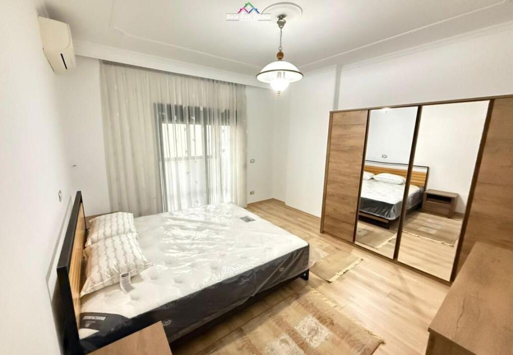 Apartament Me Qera 2+1+2 Tek Shallvaret (ID B2201712) Tirane