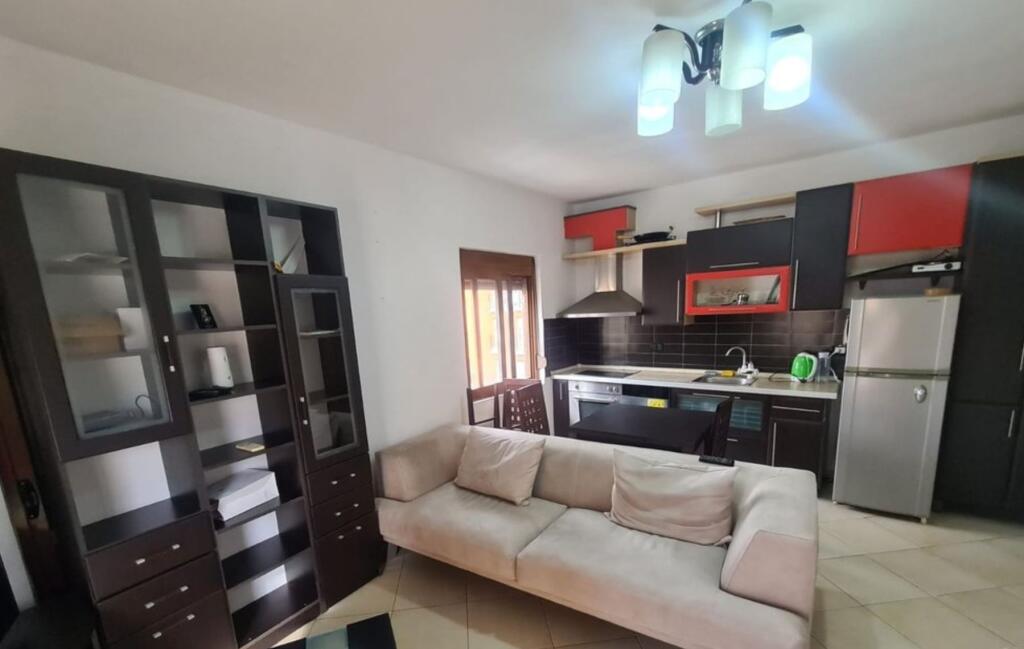 ✨ In Affitto – Appartamento 2+1+2 con Pianta Aperta a 21 Dhjetori