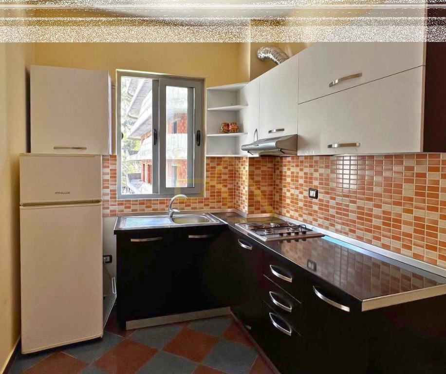 SHITET APARTAMENT – SHËNGJIN, LEZHË