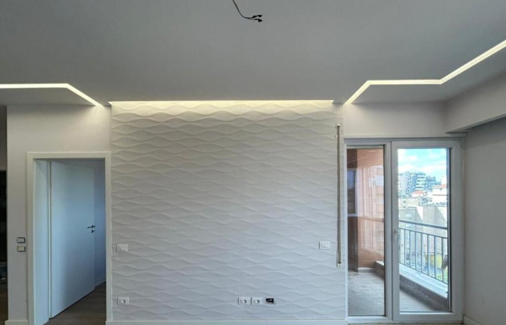 🌟 2+1 with Parking in Shkolla e Kuqe – For Sale in Strategic Location