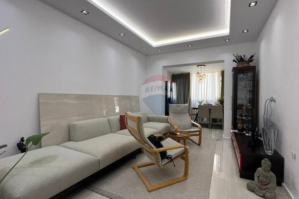 Apartament Per Qira Sheshi Skenderbej, Tirane
