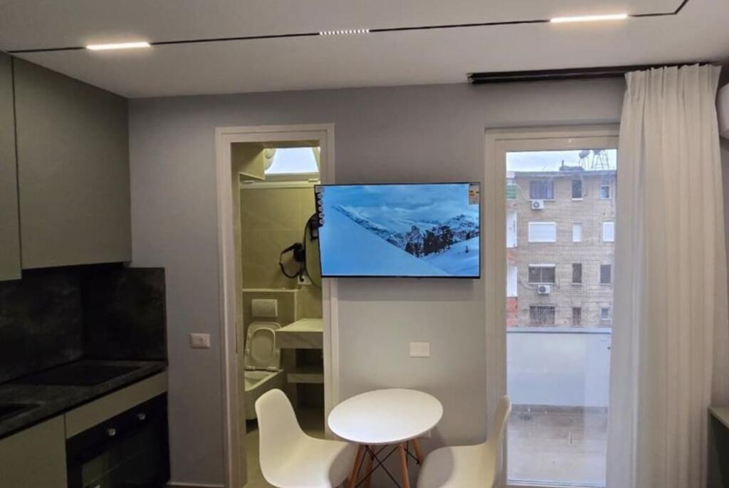 ✨ 3 Garsoniere + Lavanderi për Shitje – Mine Peza (Gati për Airbnb)