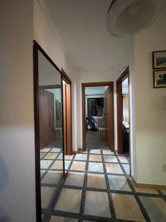 🏠Jepet Me Qira Apartament 2+1+2 tek Komuna e Parisit