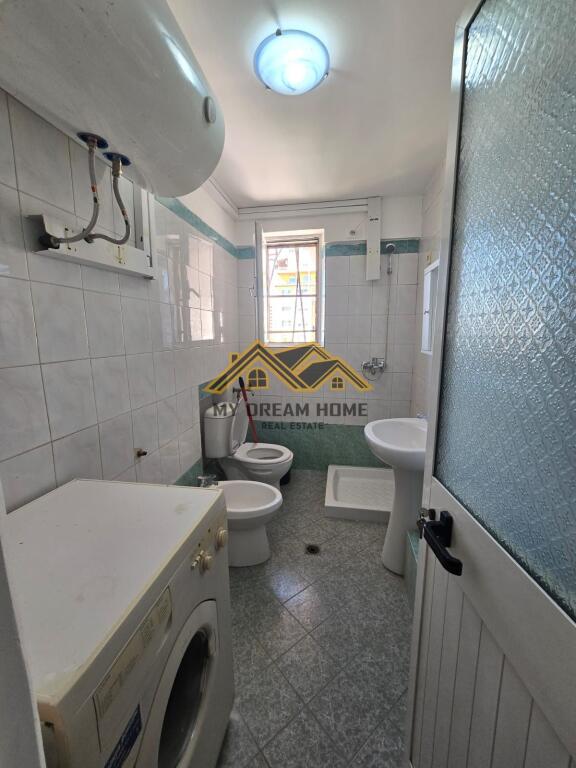 Jepet me Qera Apartamenti 2+1 tek Kopeshti Sotir Noka,Durres