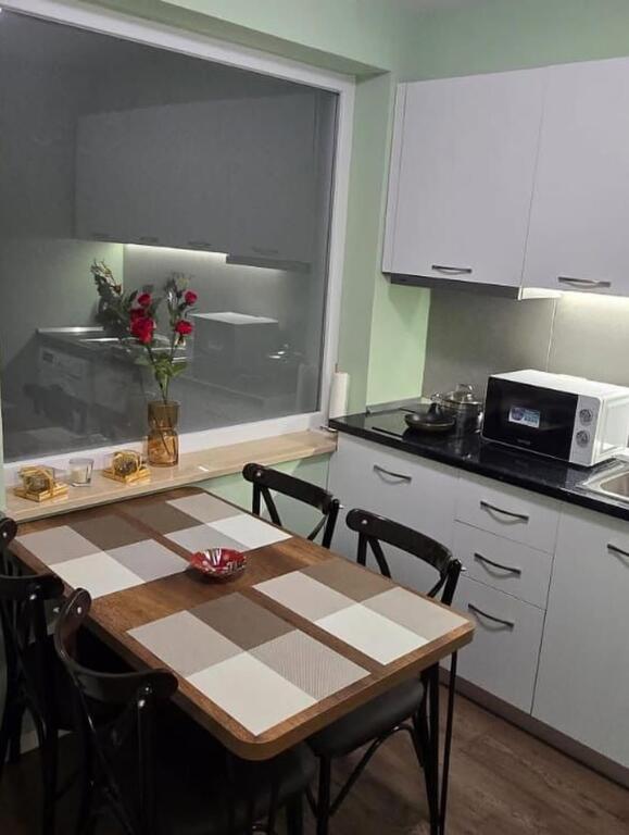 Apartment 2+1 for rent at Shallvaret