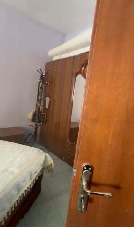 Apartament 2+1 me qera ne Misto Mame