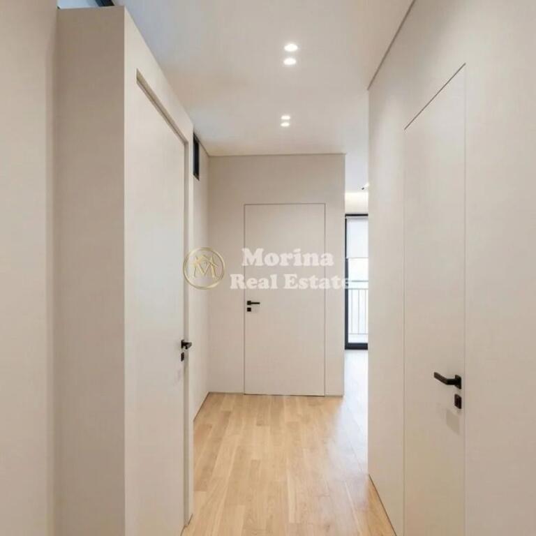 Qera | Ambjent Biznesi | Rruga Liqeni i Thatë | 1500 €/muaj