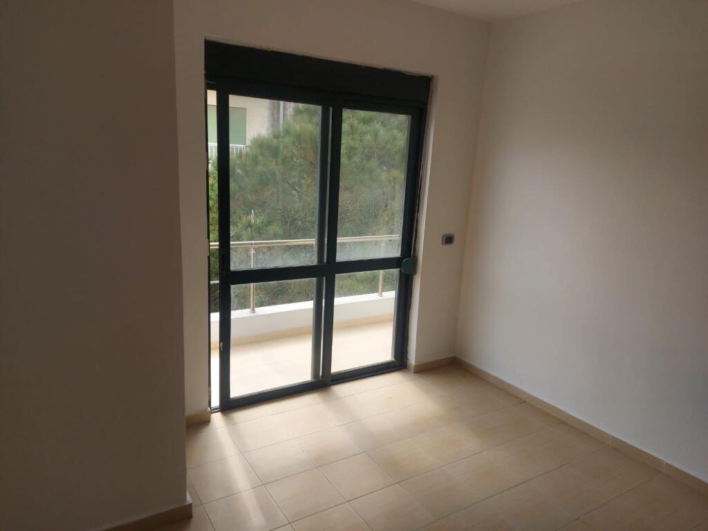 Shes 2 Apartamente ne Plazh Hekurudha