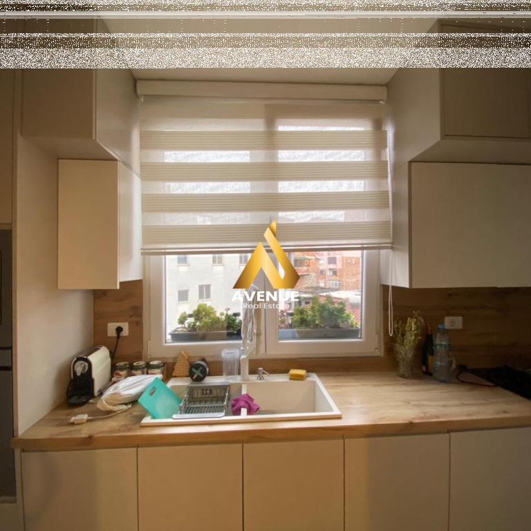 Shitet apartament 3+1 i ndarë në 2 apartamente 1+1 – Vasil Shanto, Tiranë