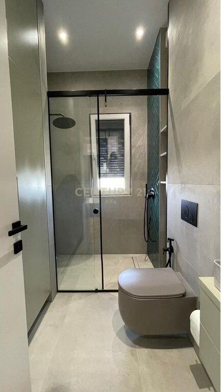 Apartament 3+1+Post Parkimi me qira tek Kopshti Botanik