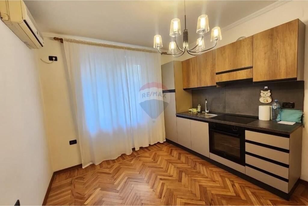 Apartament 1+1 per qira, prane shkolles se Baletit
