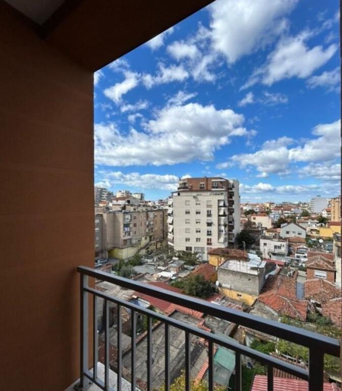 🌟 2+1 with Parking in Shkolla e Kuqe – For Sale in Strategic Location