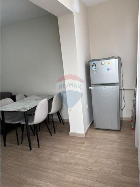 APARTAMENT  2+1 PER QIRA TEK RRUGA E ELBASANIT