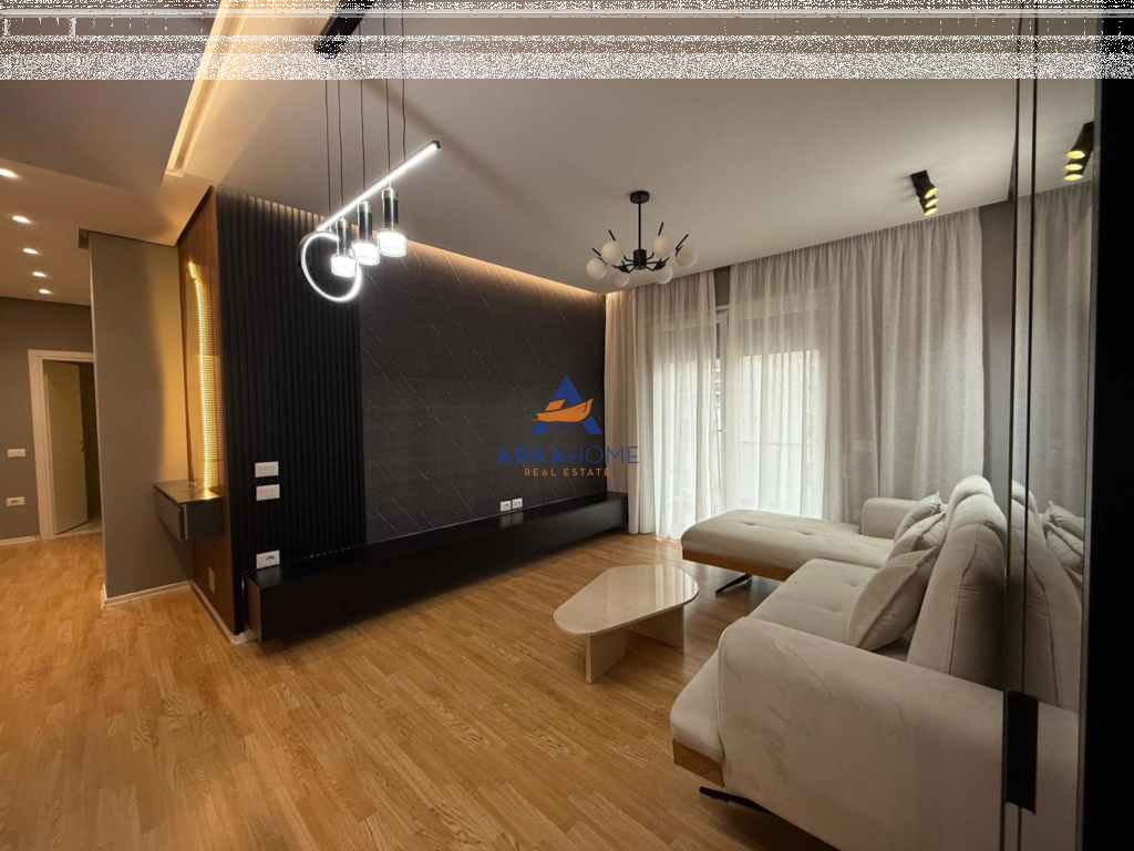 APPARTAMENTO IN AFFITTO 2+1+BALCONE "CENTRO, VICINO ALL'INCROCIO DEL MULINO" 1200 EURO