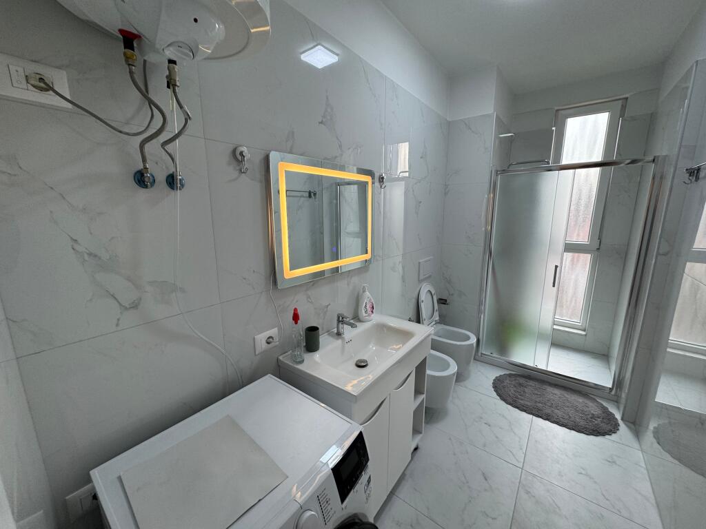 Jepet me qera 1+1 Siri Kodra