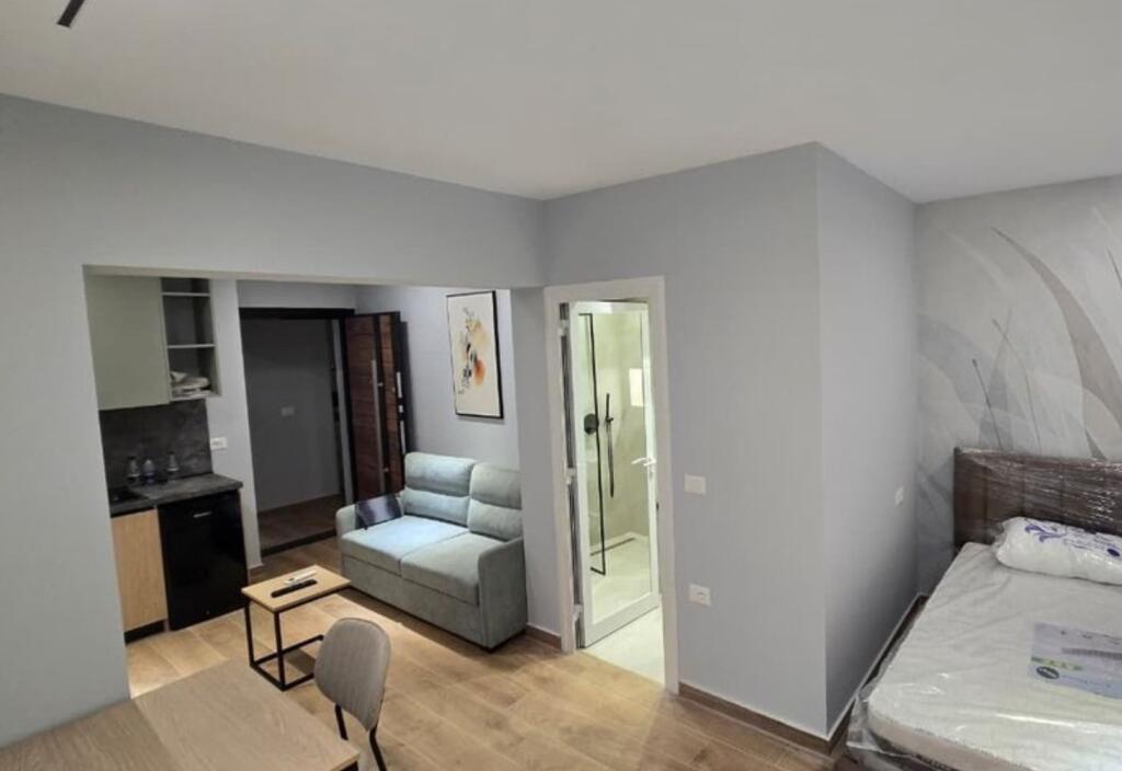 ✨ 3 Garsoniere + Lavanderi për Shitje – Mine Peza (Gati për Airbnb)