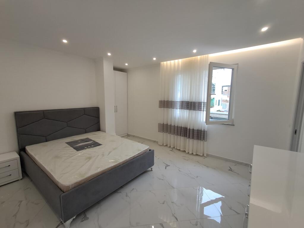 Jepet me qira apartament 2+1+2 + depo – Te Markata