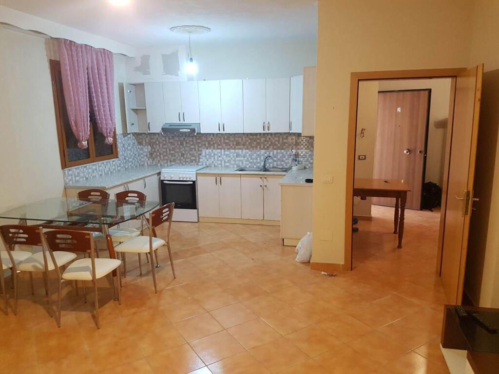 📣 Jepet me qera apartament 2+1 📍 Kodra e Diellit💶 Çmimi: 500 € / muaj