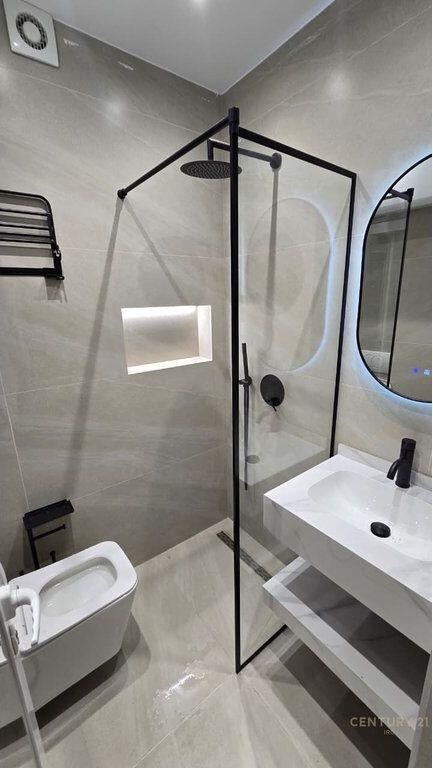 3 garsoniere per shitje tek Rruga Mine Peza