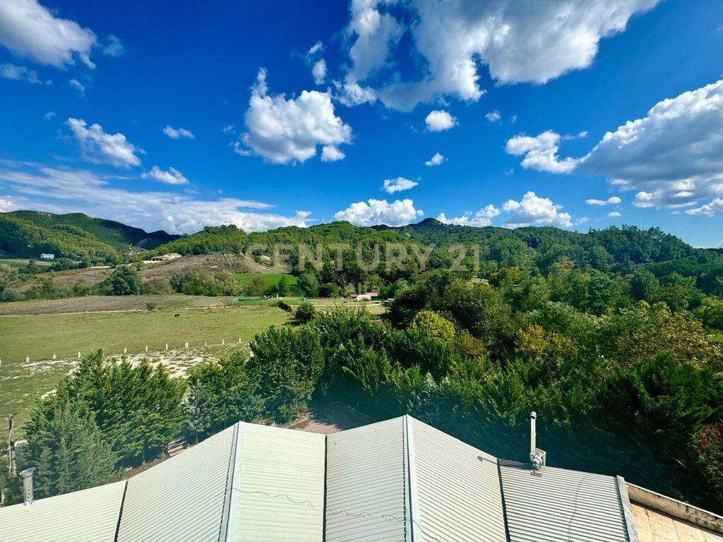 Hotel Bar Restaurant for rent in Peze