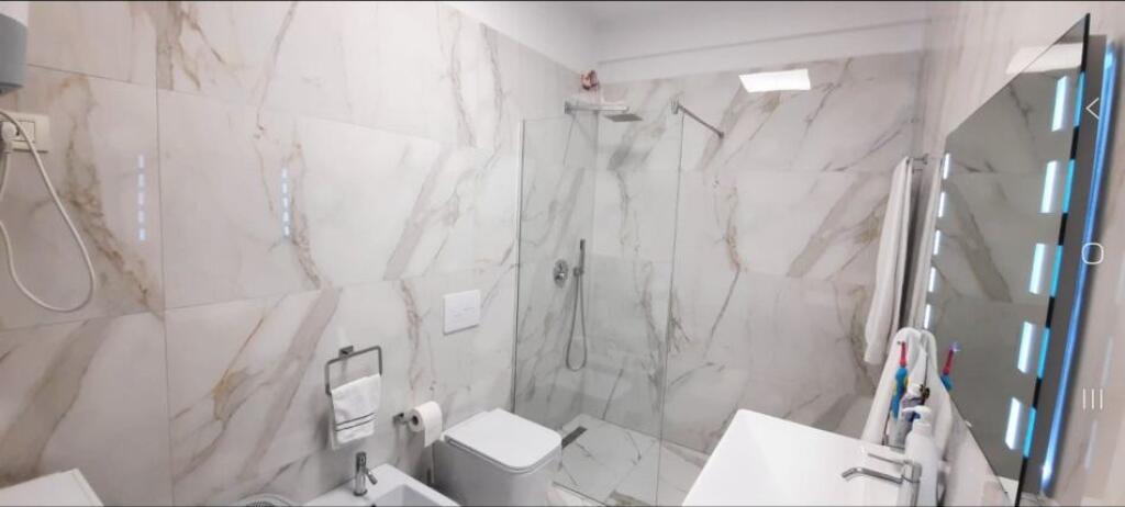 Shitet apartament 2+1 Green City Unaza e Re