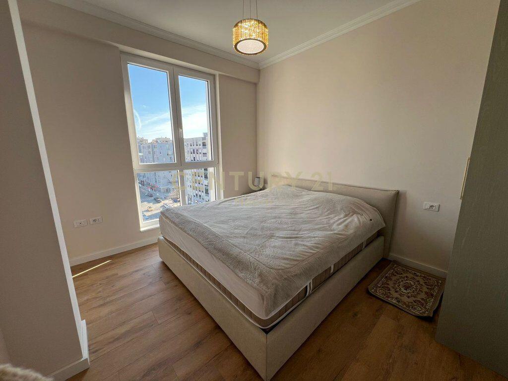 Jepet me qira apartament 1+1 – Komuna e Parisit