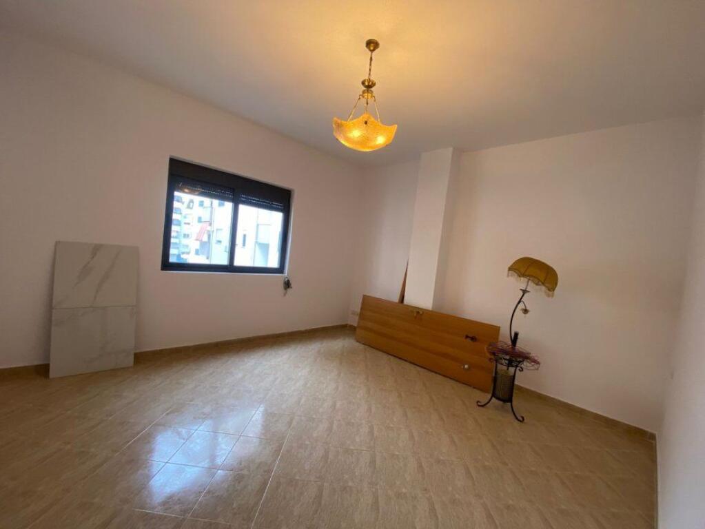 SHITET APARTAMENT 1+1 60 M2 NETO FLORIDA PLAZH DURRES​ 78000  EURO