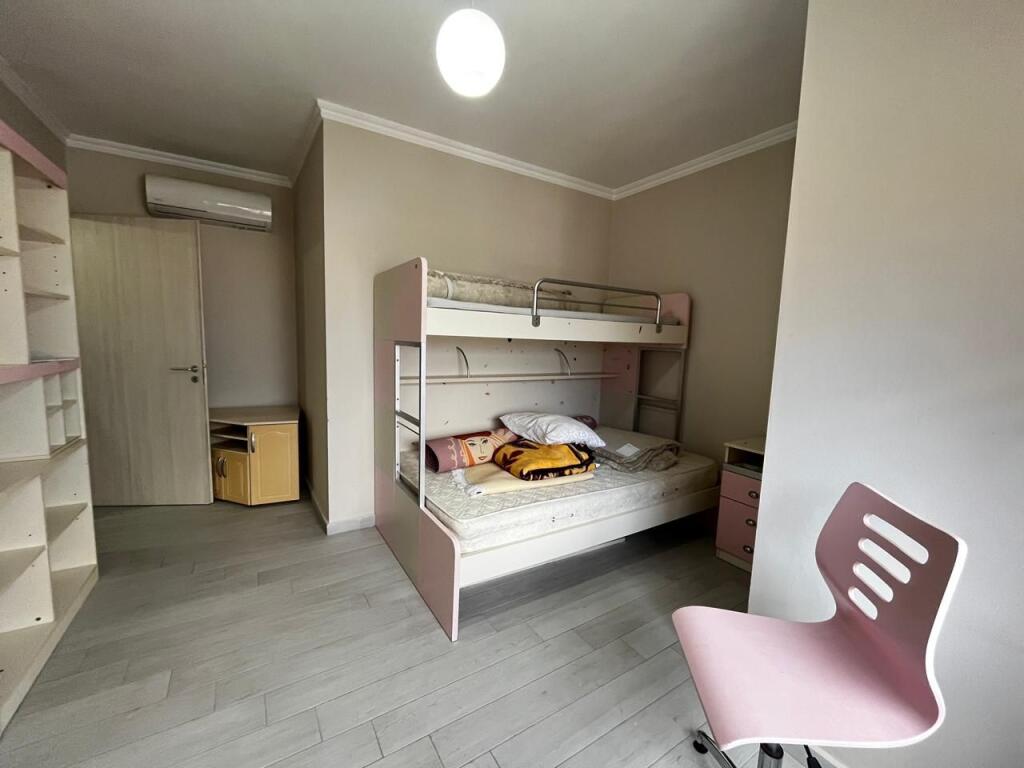 SHITET APARTAMENT 3+1+2 ME DEPO – ZONA ISH FABRIKA E BUKËS / ISH LUX MODA, DURRËS