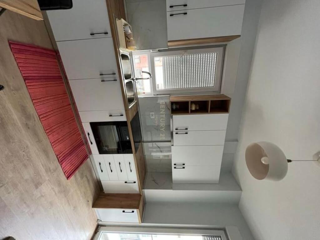Jepet me qira apartament 2+1+2