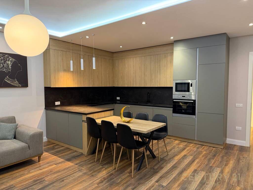 Vile per qira tek Liqeni i Farkes