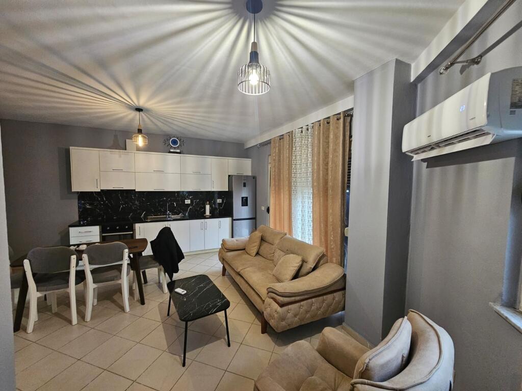 Apartament me qera 1+1 tek Kodra e Diellit (ID B2101456) Tirane