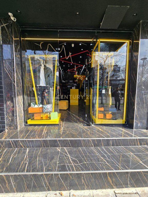 BUSINESS BOUTIQUE FOR SALE IN VASIL SHANTO, MAIN STREET! 30,000 €