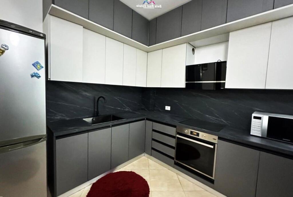 Apartament Me Qera 2+1 Tek rruga Jordan Misja (ID B2201709) Tirane