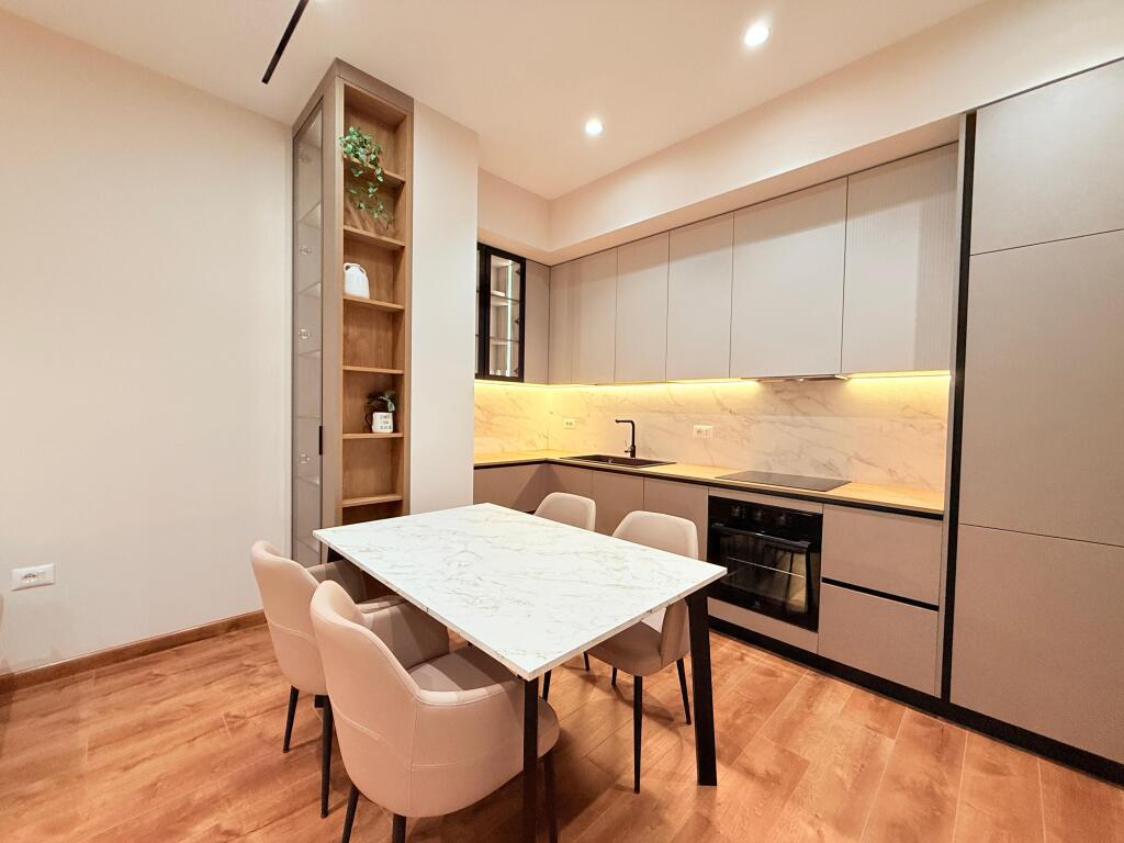 JEPET ME QIRA APARTAMENT LUKSOZ 1+1+POST PARKIM  Spring Residence, Vasil Shanto