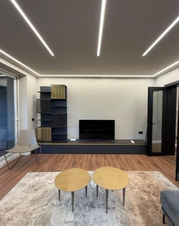 🏡 Shitet apartament 3+1+2 Post Parkimi te Rezidenca Long Hill, Teg