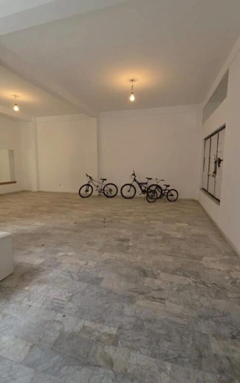 Jepet me qera Ambjent Zyre – Rruga e Bogdanëve