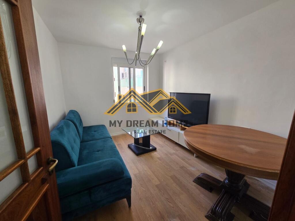 Jepet me Qera Apartamenti 2+1 tek Kopeshti Sotir Noka,Durres