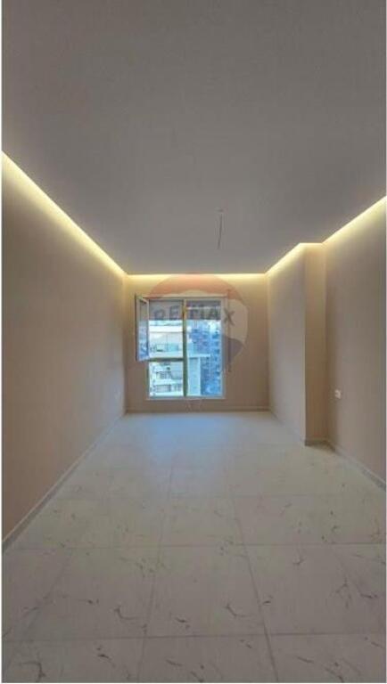 me qira ambient per zyra ose banim plus post Ofrohet me qira ambient per zyra ose banim