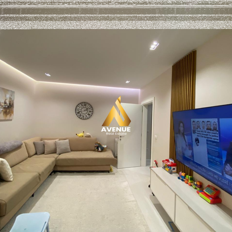 Shitet apartament 3+1 i ndarë në 2 apartamente 1+1 – Vasil Shanto, Tiranë