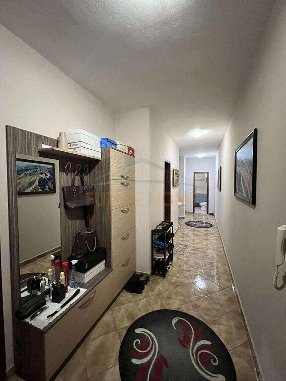 In vendita, Appartamento 2+1+2, Komuna e Parisit, Tirane