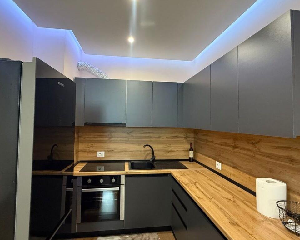 Affitto, Appartamento 2+1+2+Veranda, Via Dibra, Tirana