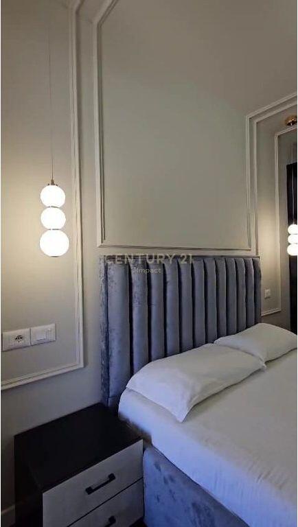 APARTMENT 1+1 FOR SALE NEAR THE PARIS COMMUNE!